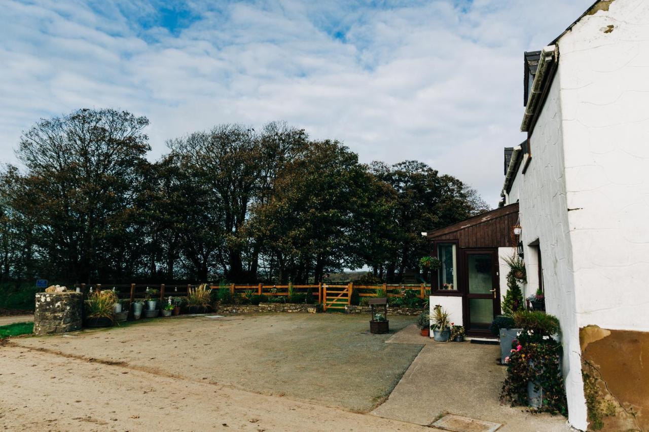 The Farmhouse Lochmeyler Llandeloy Eksteriør billede